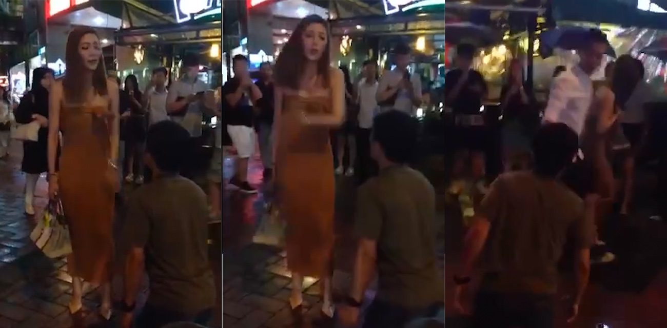 卑微舔狗在大街上当众给小姐姐认错 被喷的体无完肤 舔狗情急之下把小姐姐抹胸裙拽下来 美乳完美显露!