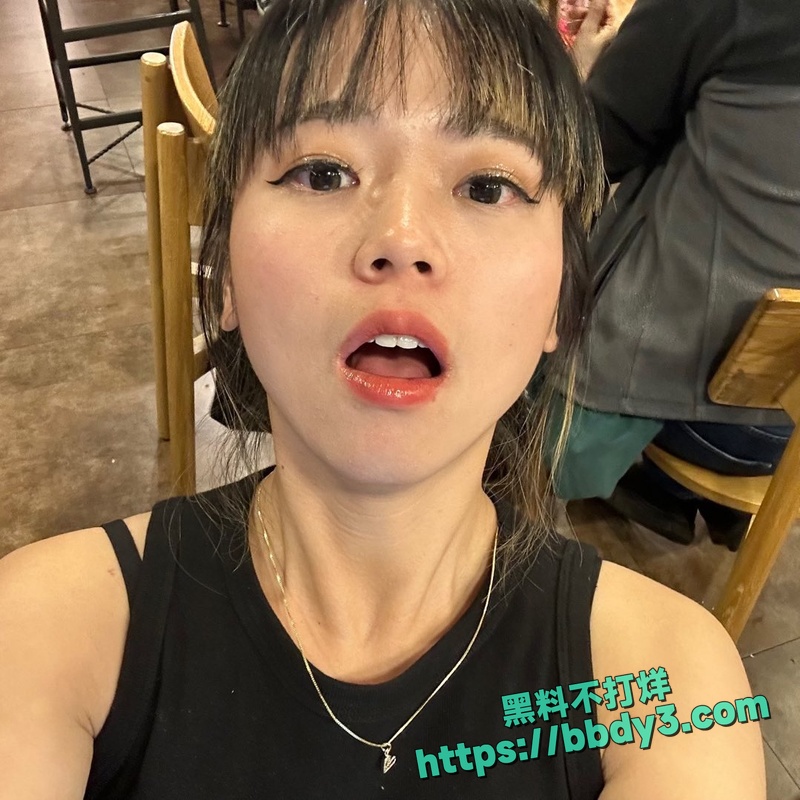 活泼的女孩11