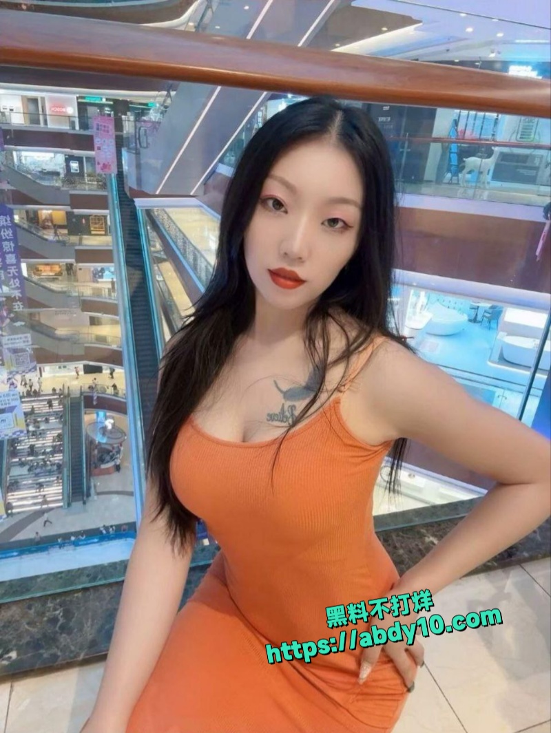 广东天河极品人妻周婷偷情私拍流出 5