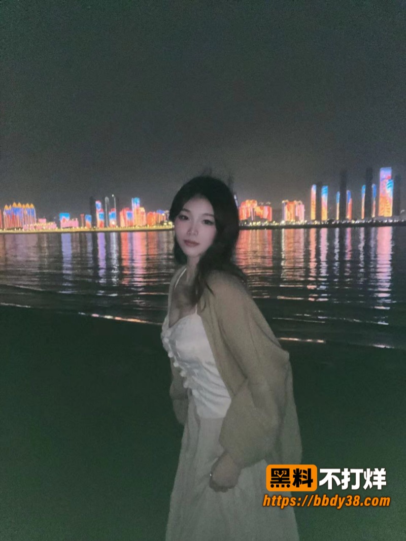 青岛气质小姐姐姜雨桐