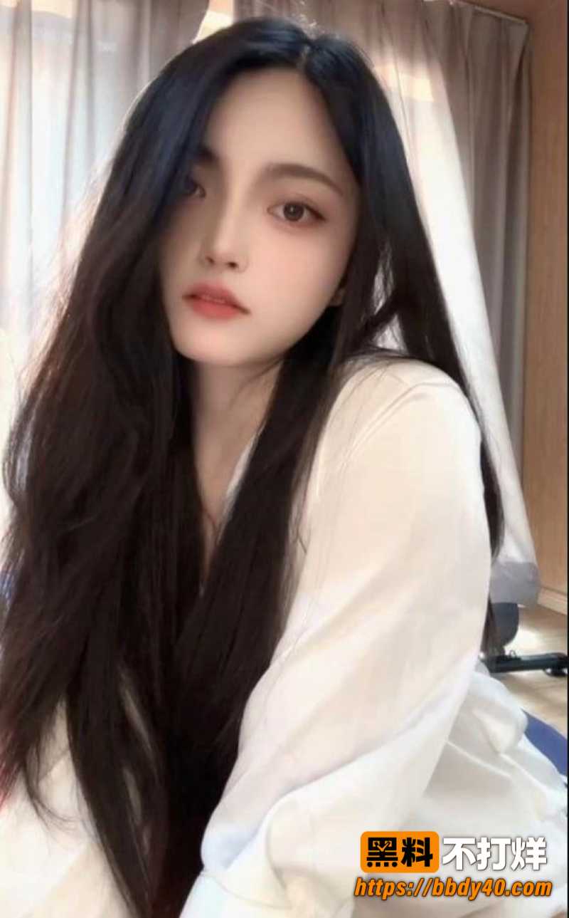 纹身巨乳网红私密视频流出 清纯面孔配顶级花臀 遭男友抱着猛操 暴力打桩泛起臀浪极致肉欲冲击