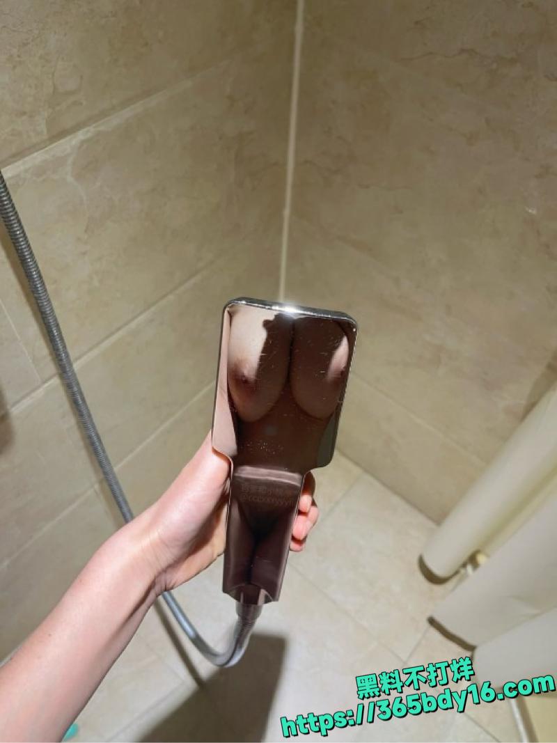 狗爹和小桃巨乳调教视频2