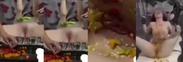 子宫都辣坏了,逼里塞小米辣