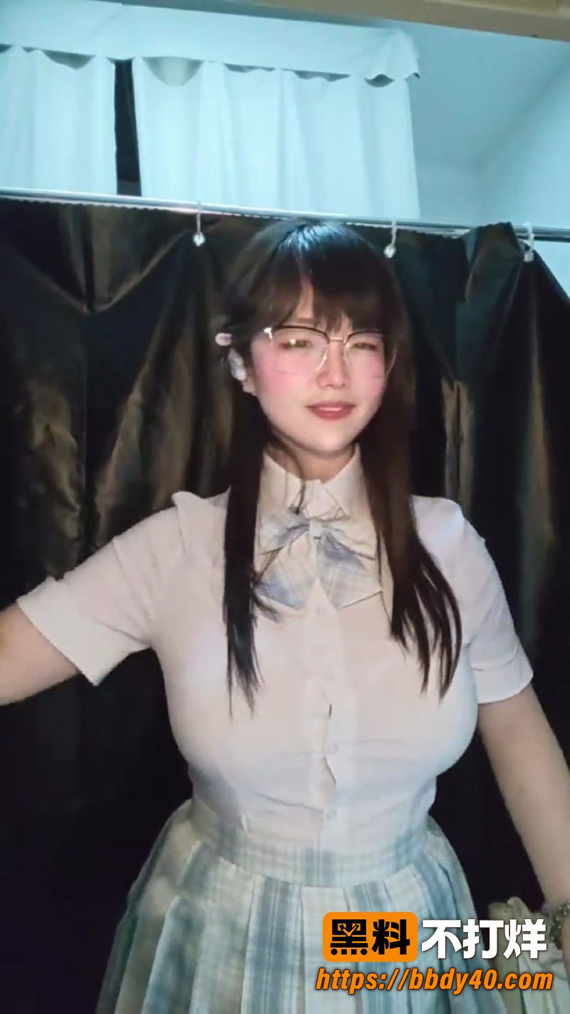 曌媌緢 1