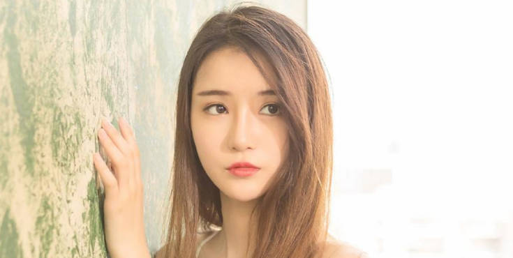 【新奇视频】高中生母狗,挑战全裸取外卖。