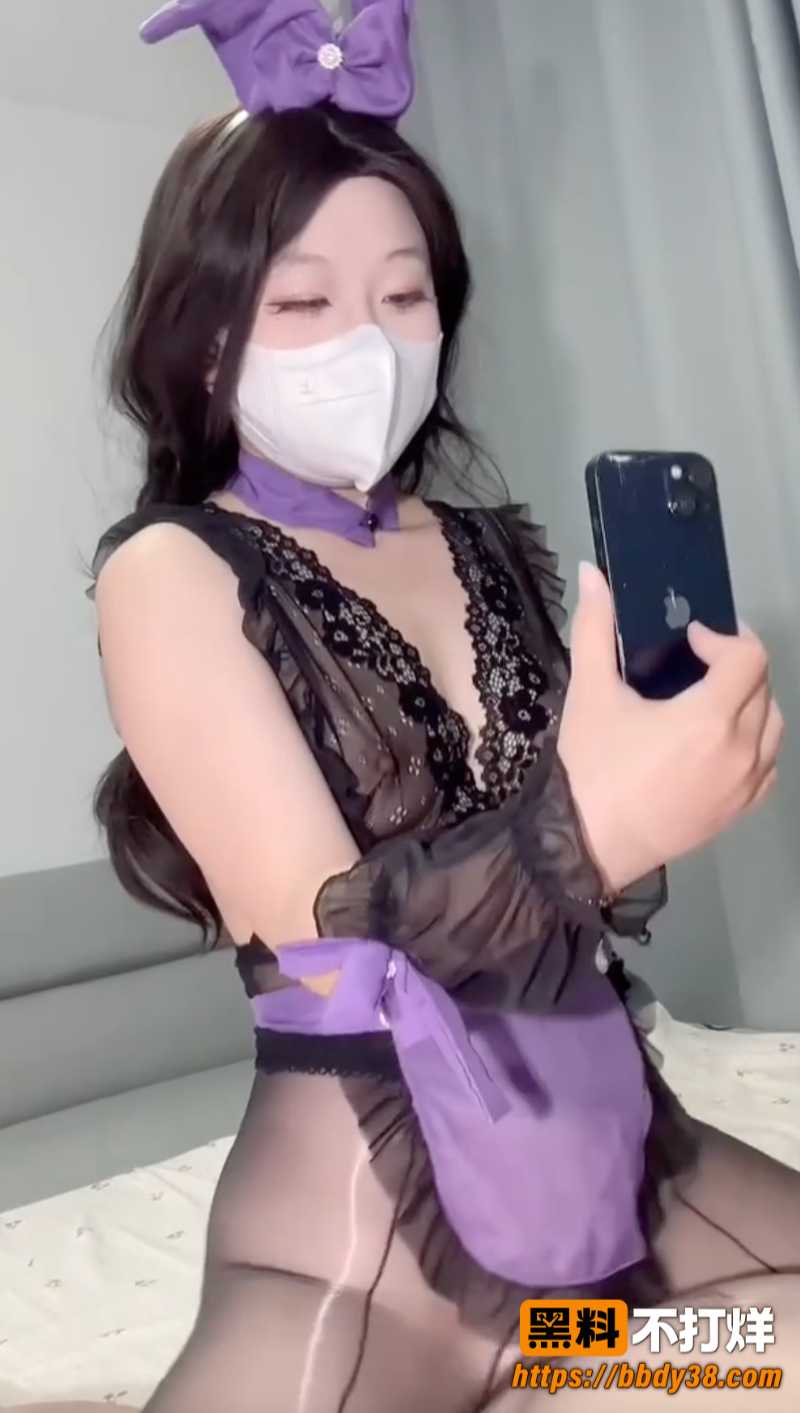 总裁秘书珊迪人妻堕落实录 从职场精英变淫妻荡妇 这种反差真的太有感觉了