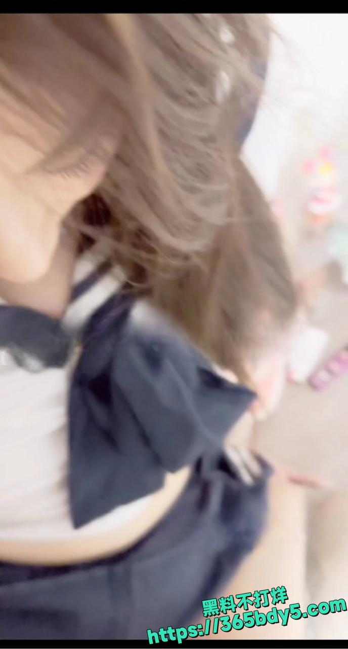 西安大唐城网红母狗私密视频曝光4