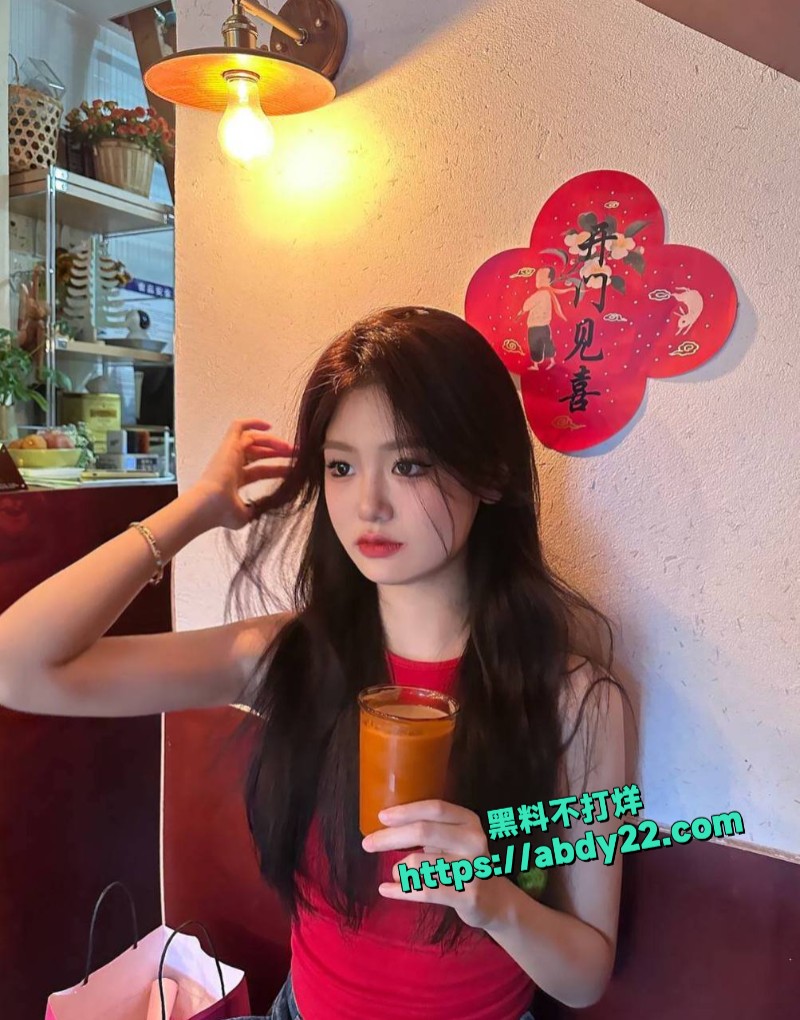 湖南高颜值反差婊叶佳4