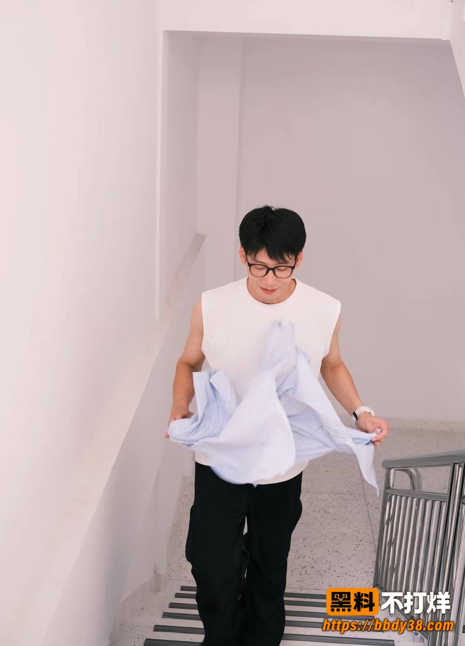 泉州中学体育教师照片4