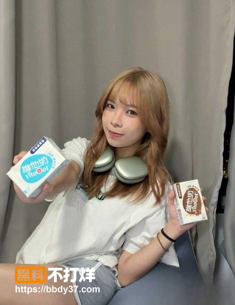 金发大学生私密视频1