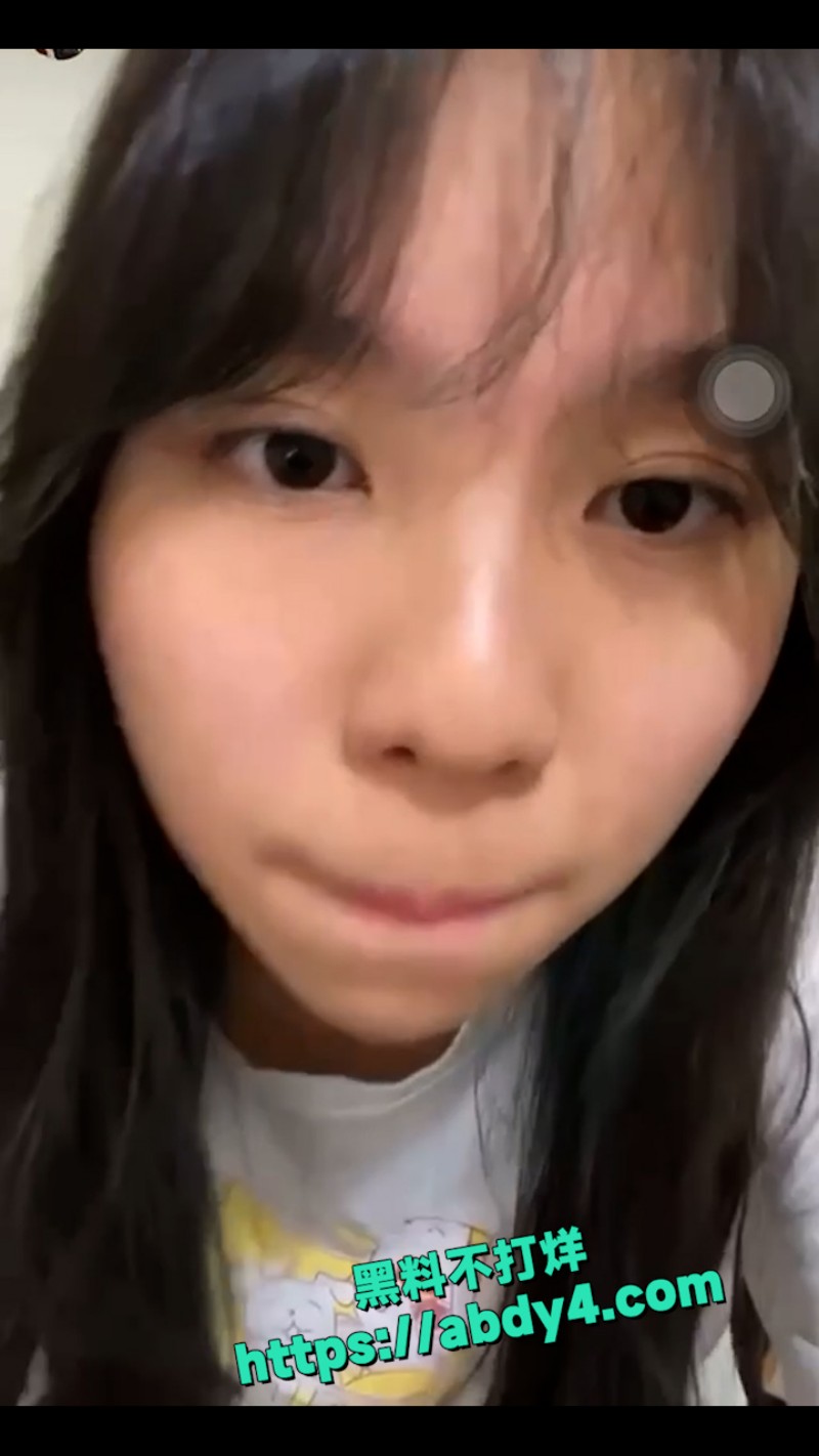 18岁小只马深喉视频 4