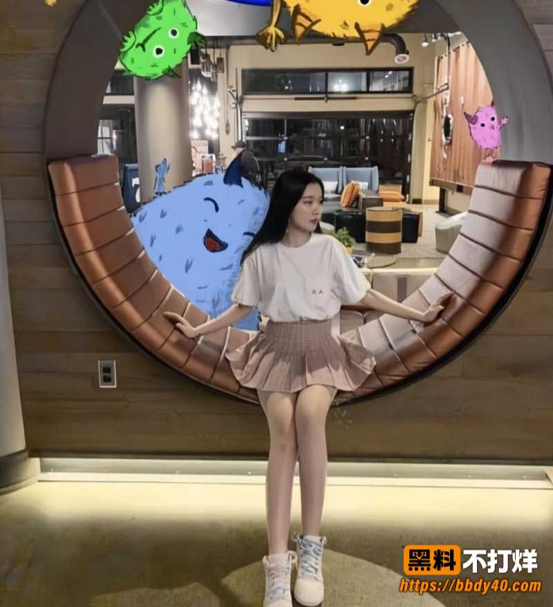 南京艺术学院大四学姐反差黑料曝光 平时端庄温柔背地里养鱼塘 渴求被帅学弟调教 彻底沦为专属肉便器
