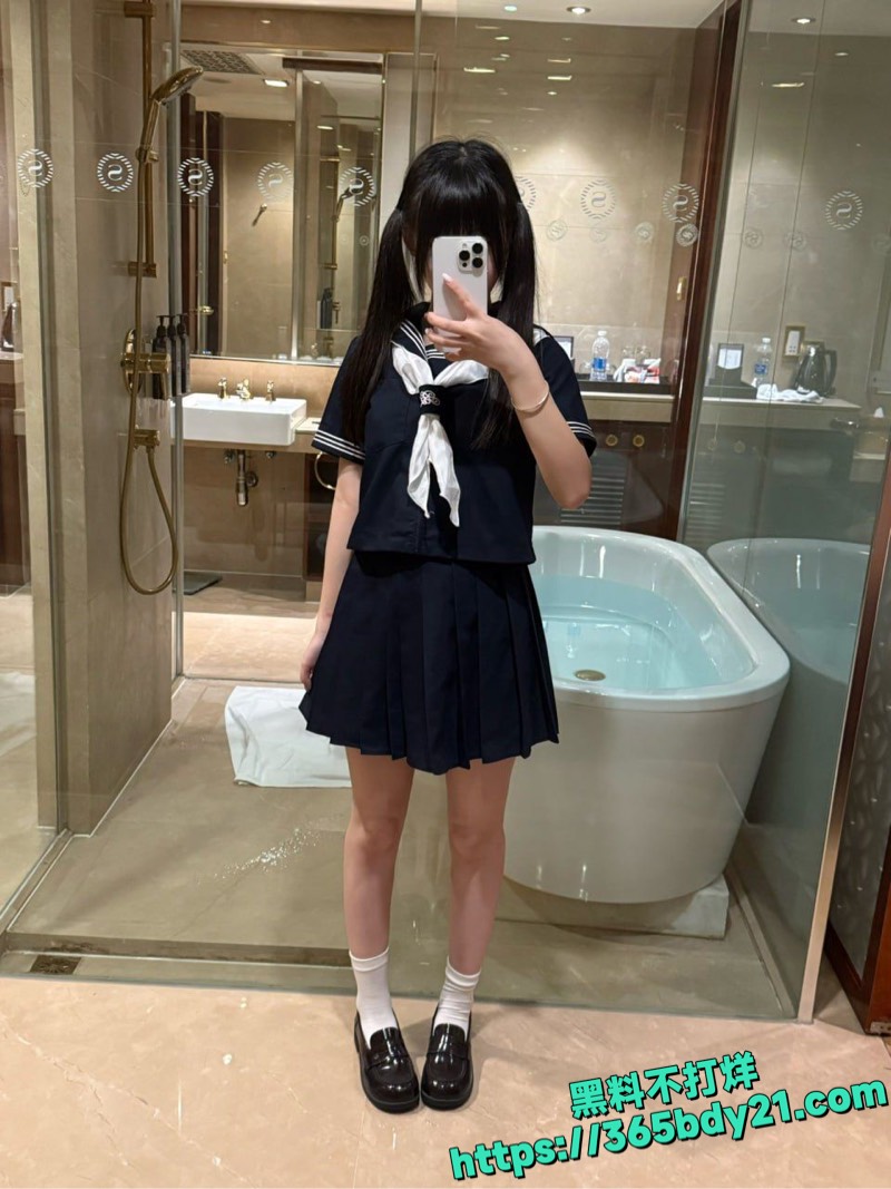初高中生萝莉白虎私拍 4