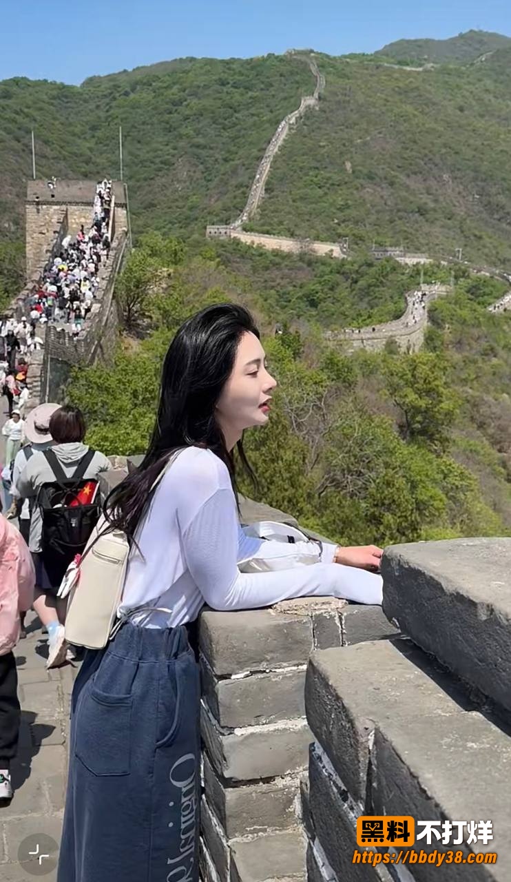 老师约炮女生照片2