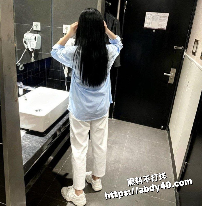 父女乱伦炸裂大瓜8