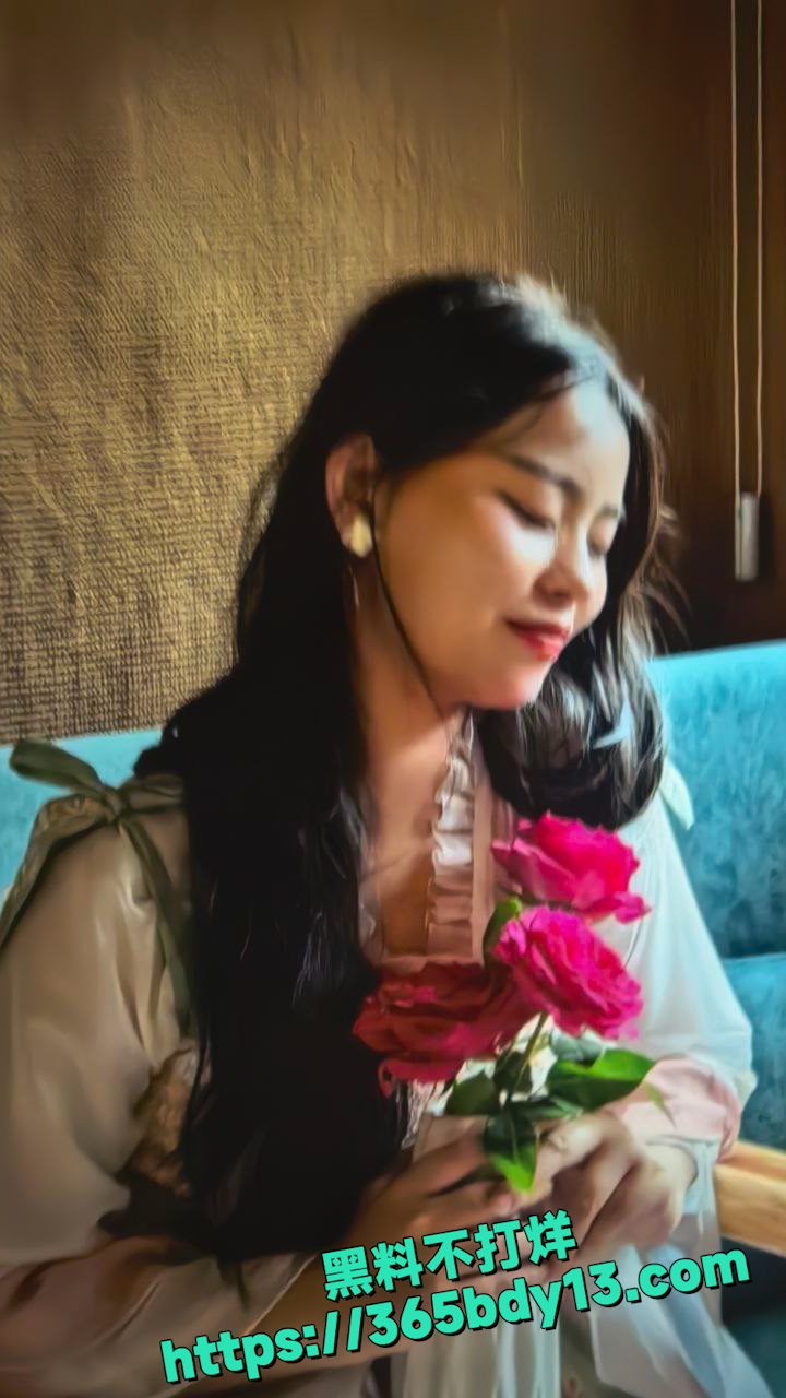 江苏南京大奶小妹 王腾诺 1