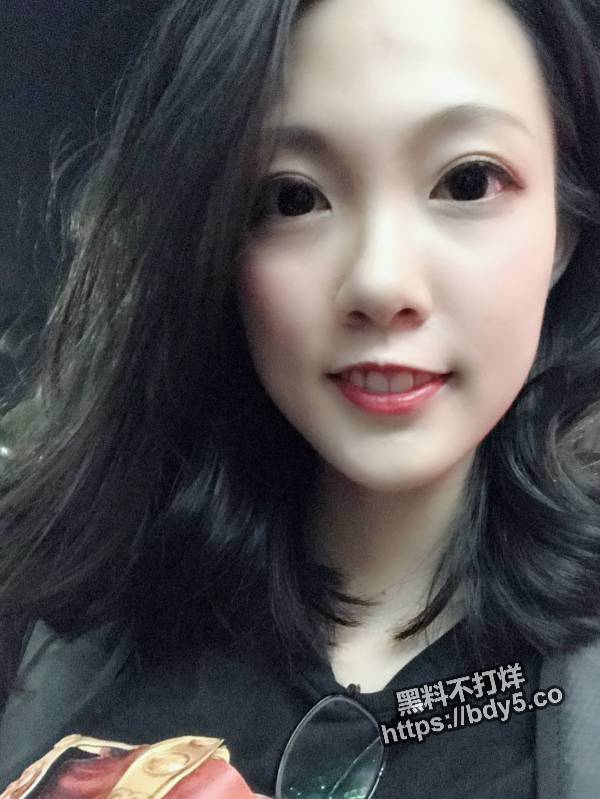 极品白皙眼镜娘口交视频.jpg