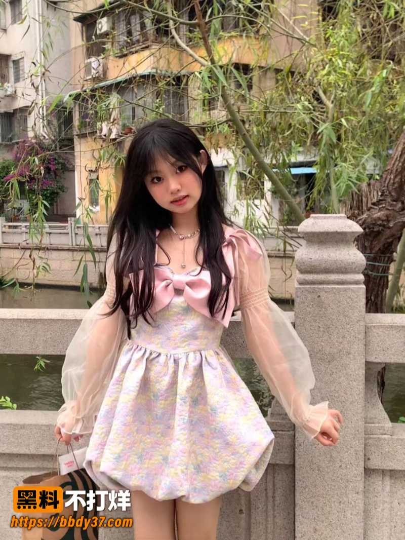 大学生李娇黑丝视频2