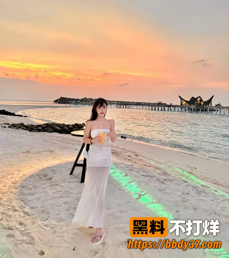 抖音女网红好运美女viki 24