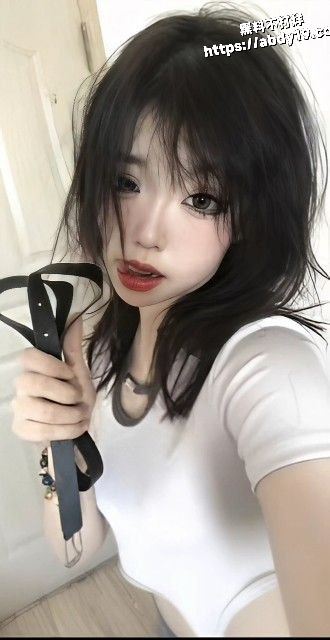 3大连工大服装学院 张熙旋