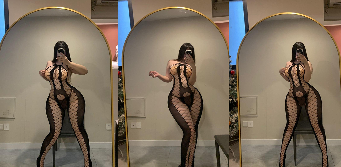 极品巨乳身材的小姨 被我扯开内裤狠插 直到干出白浆 憋了一周终于释放出来了
