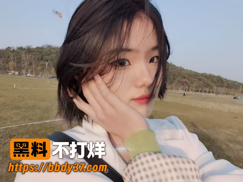 粉丝投稿骚女友 1