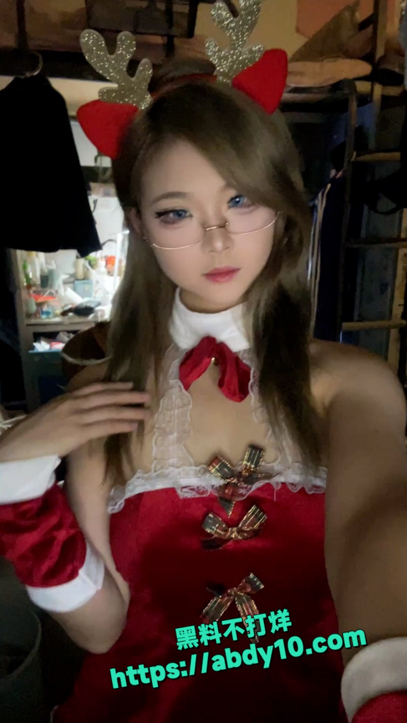 推特 超级困 4