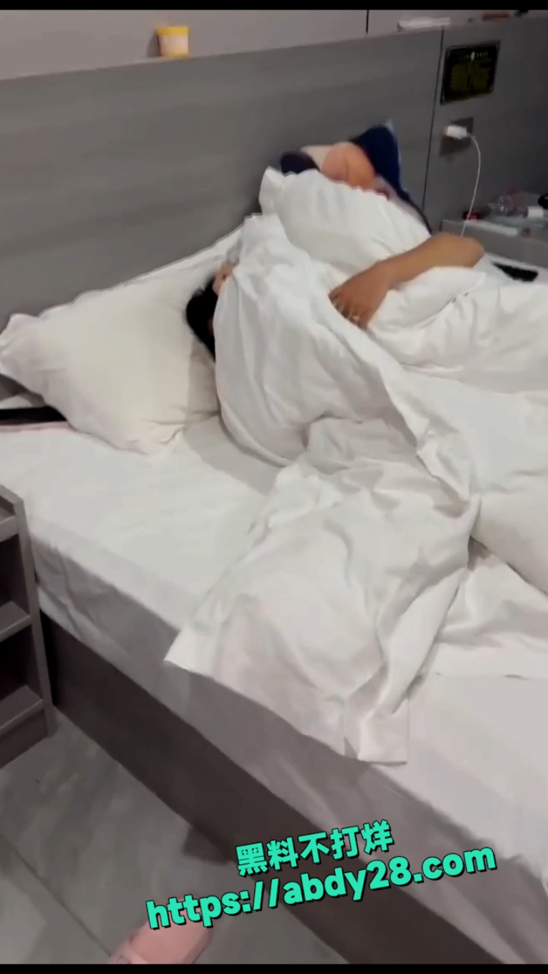 窝囊的抓奸现场 3