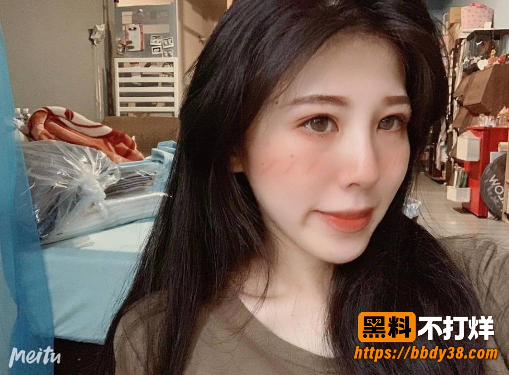 老师约炮女生照片7