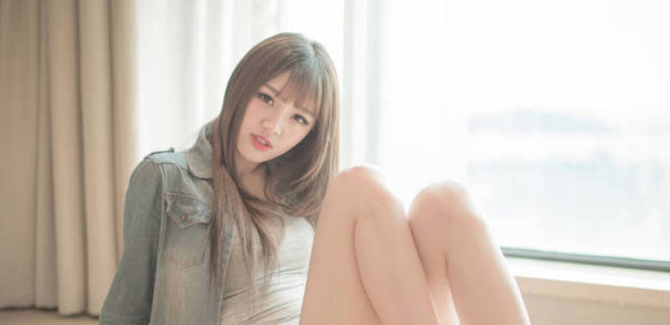 乱伦坦克小姨子 丰满大奶被操的晃动 最后蹲地帮我口交 简直爽翻天
