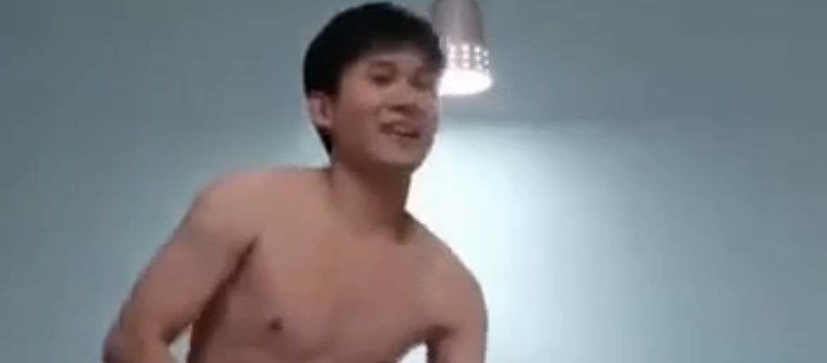 近日网上疯传彩塘健身教练门事件的私密小视频