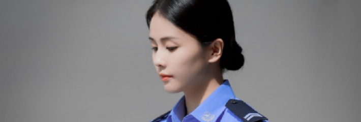 原创大神分享迷奸警察亲姐姐,整个过程紧张又刺激,这会⼉⼼还在跳!