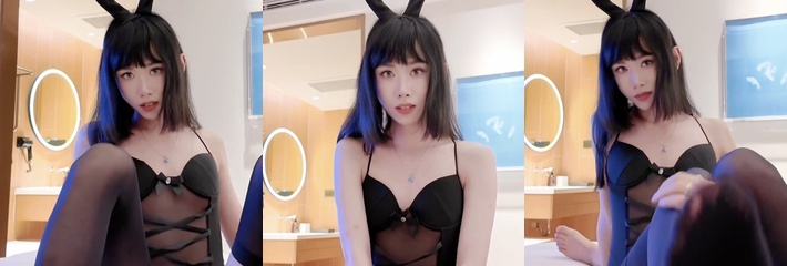 推特白嫩TS伪娘 Maxmaddog 情趣兔子套装被狠狠后入 肛交爆菊实录