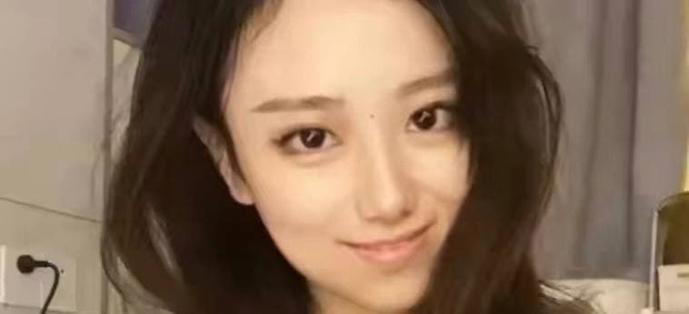 抖音网红 徐一零 直播做俯卧撑漏奶 丰满双乳完全走光福利太劲爆!