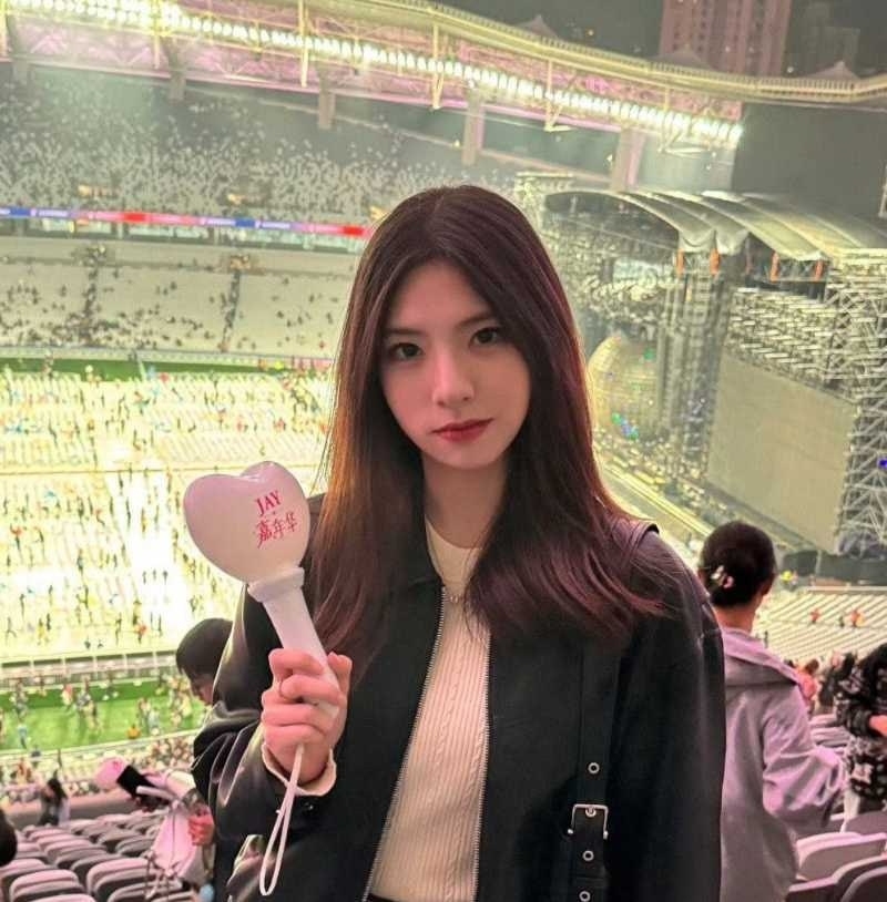 上海师大南华学院冷艳御姐校花！分手后绿帽男友外网卖不雅视频