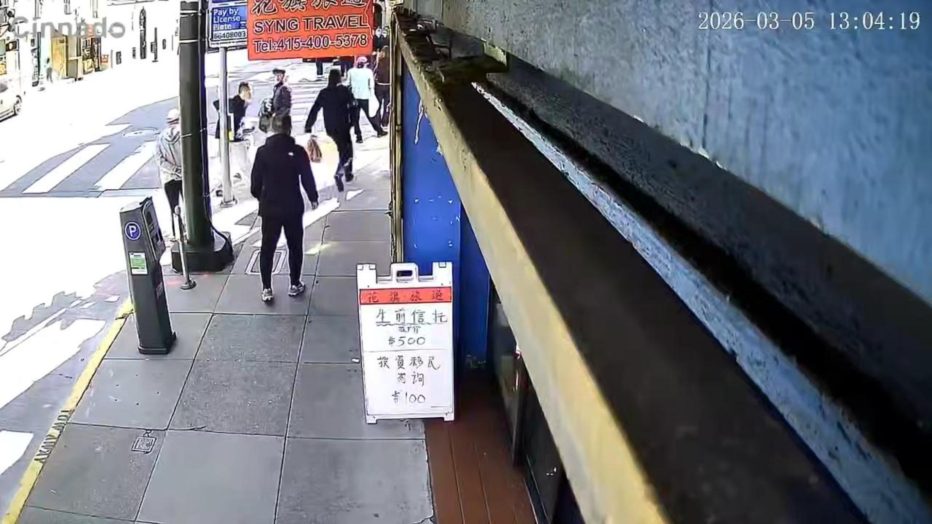 无差别杀人视频曝光 随机抽中的幸运路人！