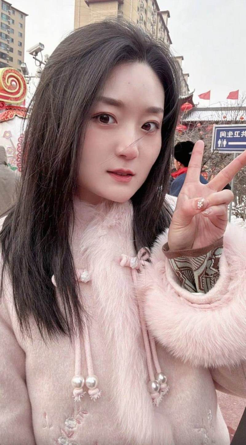 网友爆料太原27岁前女友闫淑静！