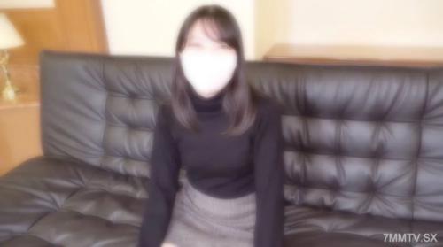 fc2-ppv 4205585 [不] 黑髮整潔的J○太色情了...儘管被告知不要在裡面做，但她還是無法克服興奮並有點射精...她太變態了，甚至給了清潔口交*。 *可用評論獎金 FC2-PPV-4205585