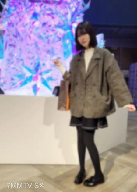 fc2-ppv 4165430 女演員蛋和聖誕節約會穿著私服吞精和製服中出聖誕老人服裝 FC2-PPV-4165430