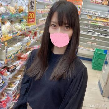 fc2-ppv 3304050 FC2-PPV-3304050 把一個酷美苗條的女人帶回家，把它變成玩具