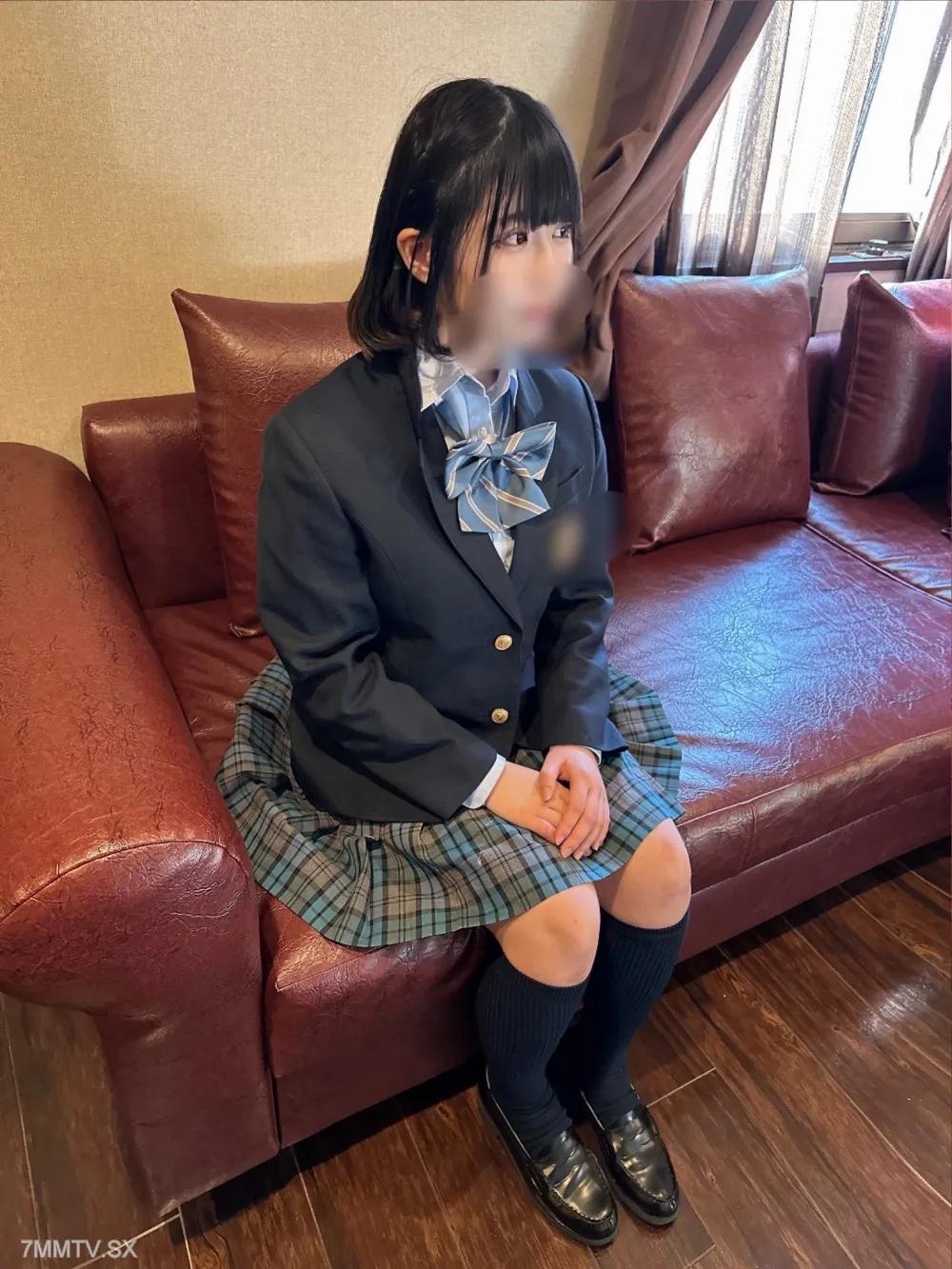 fc2-ppv 3582425 浣熊臉巨乳愛好者必看！就喜歡被攻擊、、、偶像級的可愛！ F罩杯當前○人生中的第一次中出！ * 我們保證臉部的可愛程度 FC2-PPV-3582425