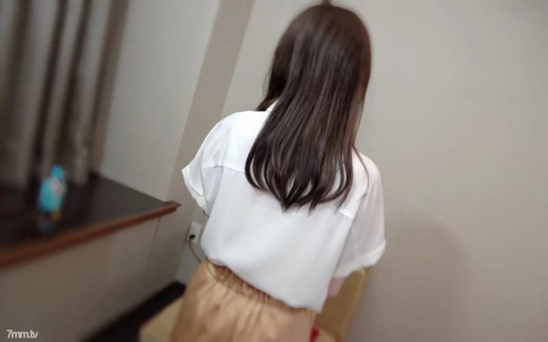 fc2-ppv 3133731 一張漂亮的臉蛋是正統美女OL，給人的感覺甚至是優雅和知性。