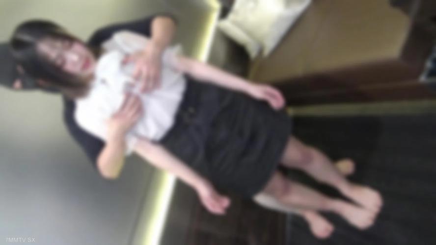 fc2-ppv 4480509 Chibi*lo, ri. J., Yuki -chan的D.O.,薩納。FC2-PPV-4480509