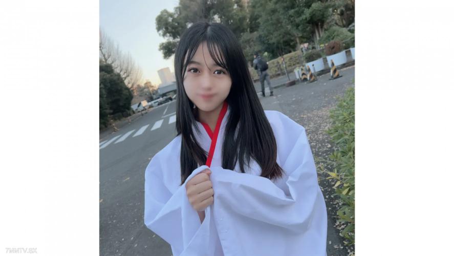 fc2-ppv 4494567 外觀！限制3天！在學校裡，一個認真而可愛的女人擔任班級委員會是少女的一部分。FC2-PPV-4494567