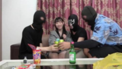 fc2-ppv 4524304 [連續四次投籃]我一直在玩遊戲，看看誰可以被視為家庭聚會。FC2-PPV-4524304