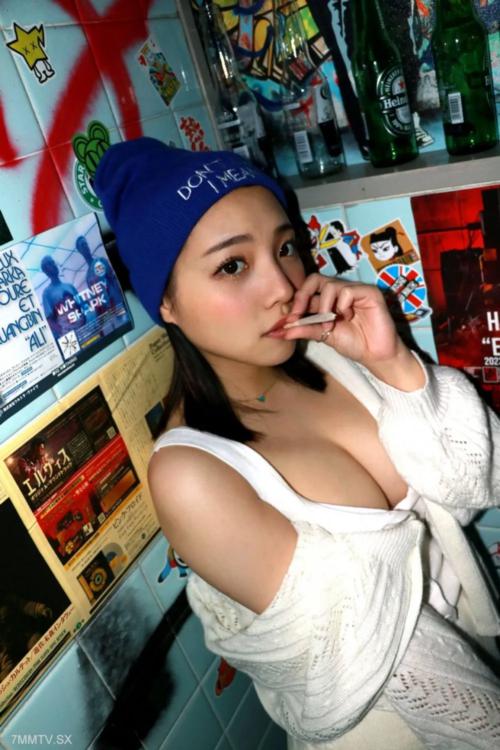 FC2-PPV 4543395 【神乳JD】めちゃカワ神乳ダンサーJDをクラブトイレに誘いこみPuffpuffフェラ→お持ち帰りして中出し東京天国 ※FC2限定レビュー特典あり FC2-PPV-4543395