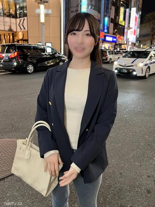 FC2-PPV 4557919 ※初回数量限定※【素人・中出し】陰莖溶化的「黏膩」粉紅穴★肥美淫蕩的色白美人姐姐・Yui FC2-PPV-4557919