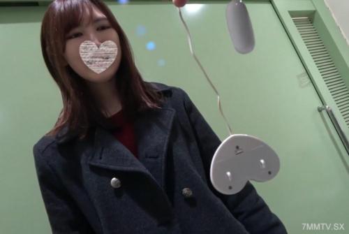 fc2-ppv 4560194 【無・個撮】模特兒般身材的敏感美女♡ 遙控震動器散步約會×口內射精！【特典高畫質】 FC2-PPV-4560194