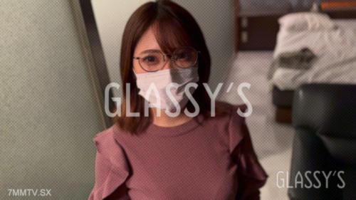 FC2-PPV 4623177 #10 可愛過於美人的人妻內射│GLASSY