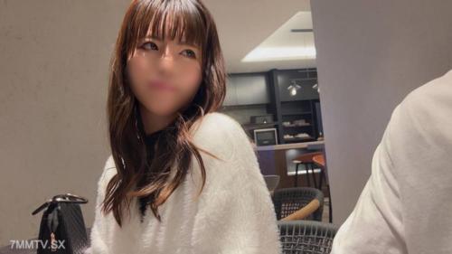 fc2-ppv 4703915 【SEXに生きる人妻】絕頂次數20以上！在交友網站遇到的那位老婆太色情了，太幸運了！和兩位肌肉男一起做愛時，她瘋狂高潮超過20次，甚至瞳孔都凸出來了。最後在內射和大量射精中達到超級高潮。